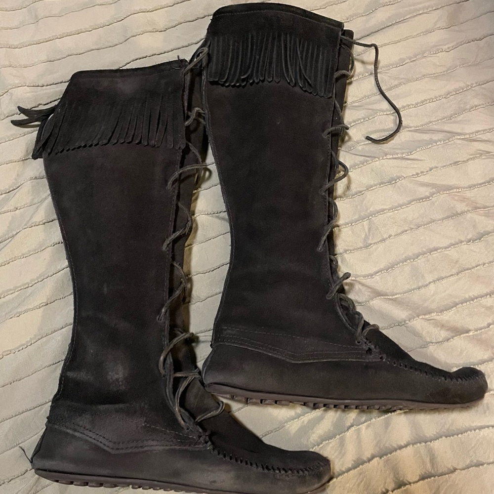 Black Suede Fringe Lace-Up Knee-High Women's Minnetonka Boots-8